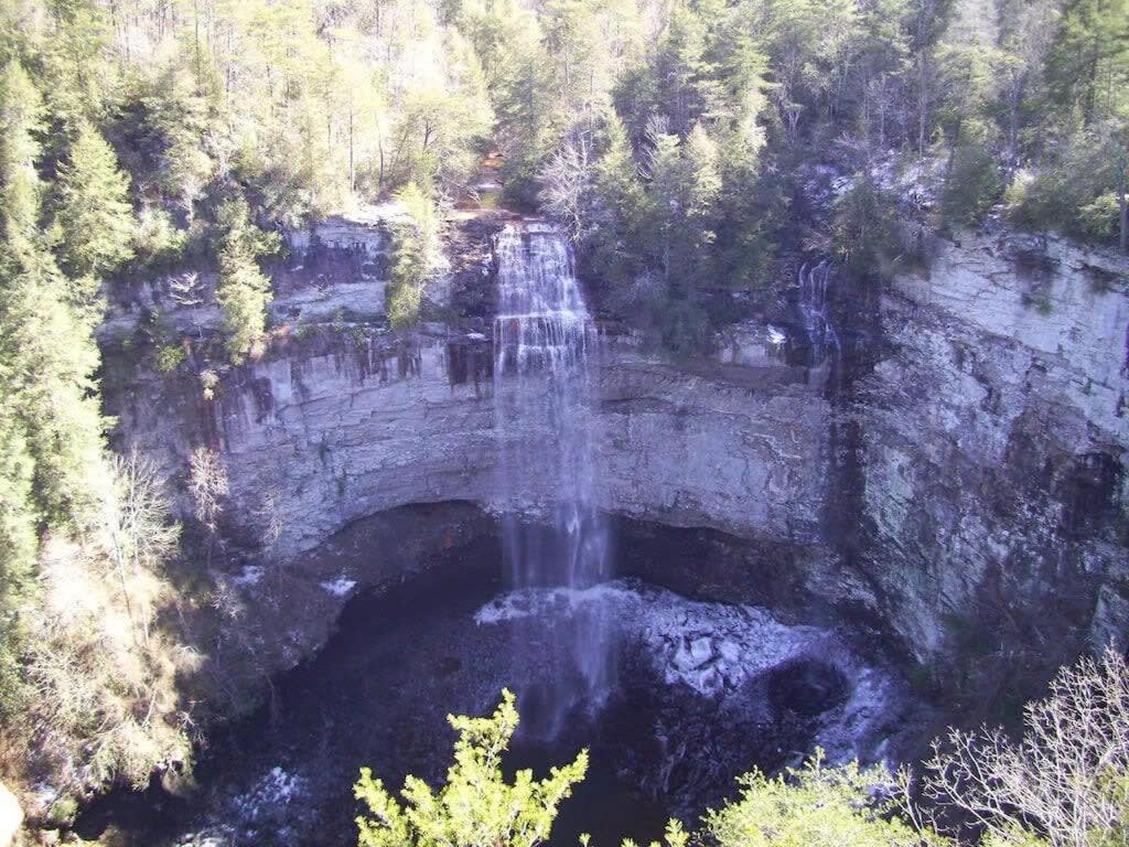 Tn State Parks Open! Hikes, Waterfalls, Firepits! Spencer Ngoại thất bức ảnh